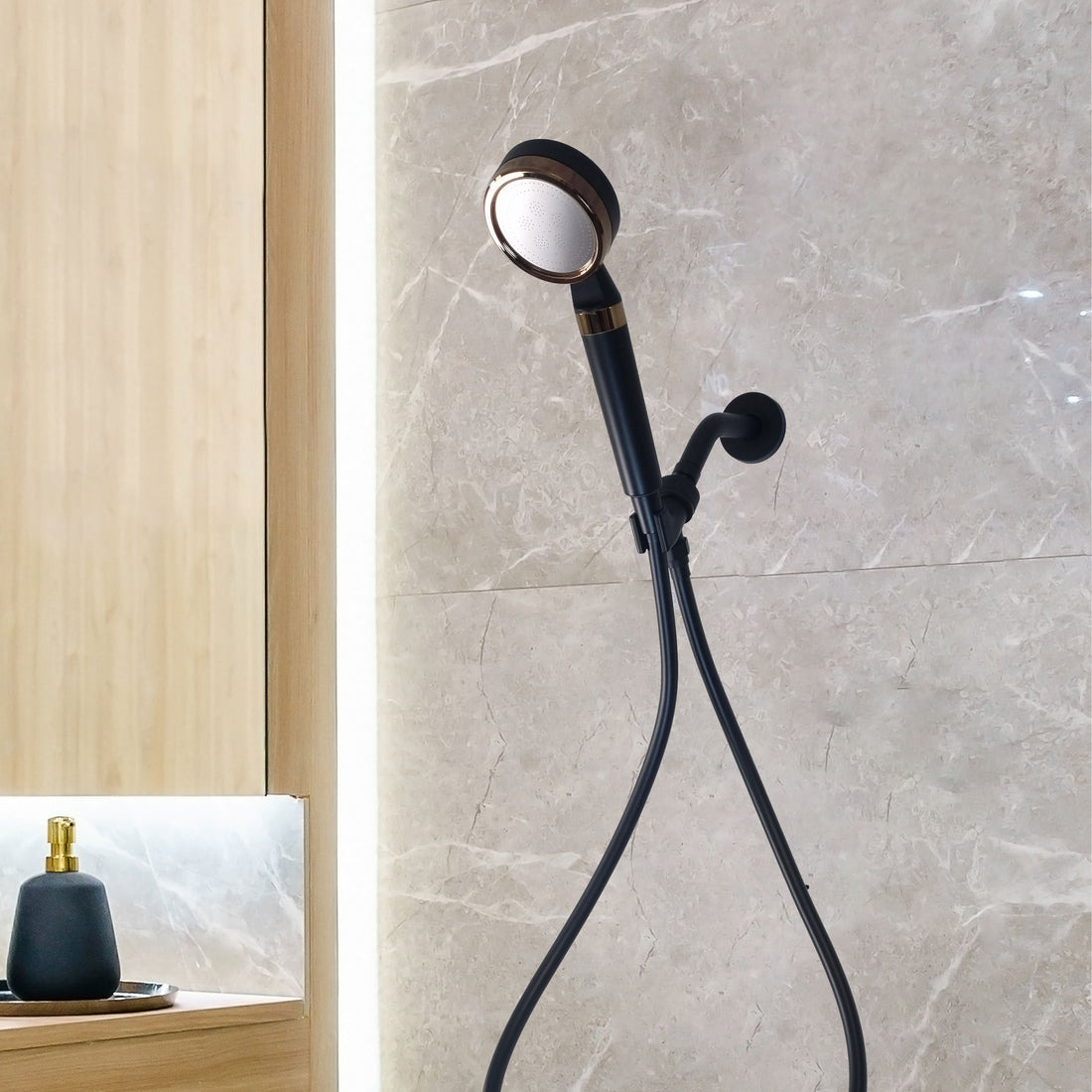 Mineraalivirran musta - C -vitamiini -suodatus